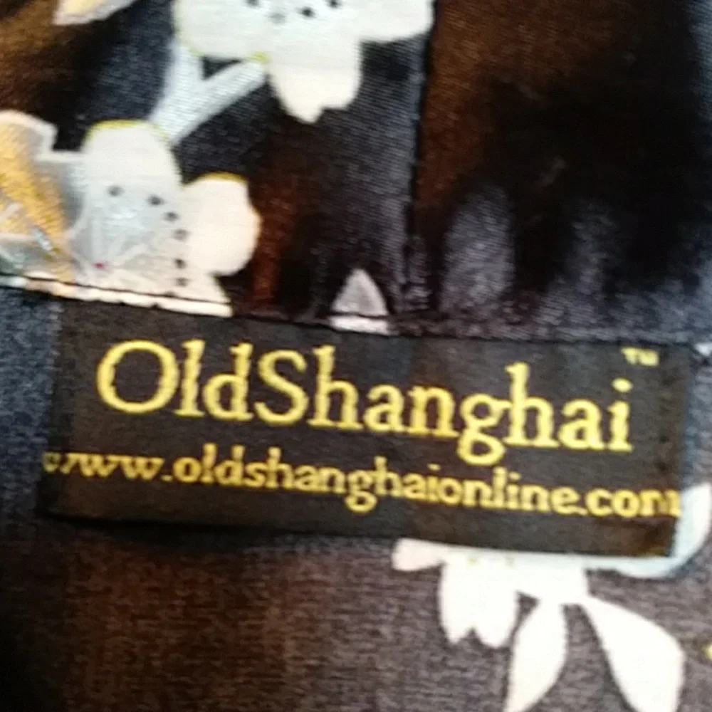 Old Shanghai Short Robe - Picture 2 of 8